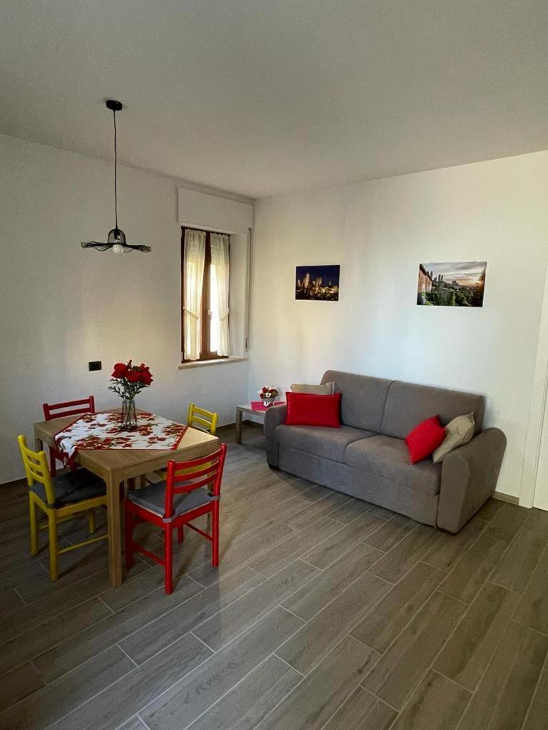 Appartamento La Casina Di Cinzia San Gimignano Esterno foto